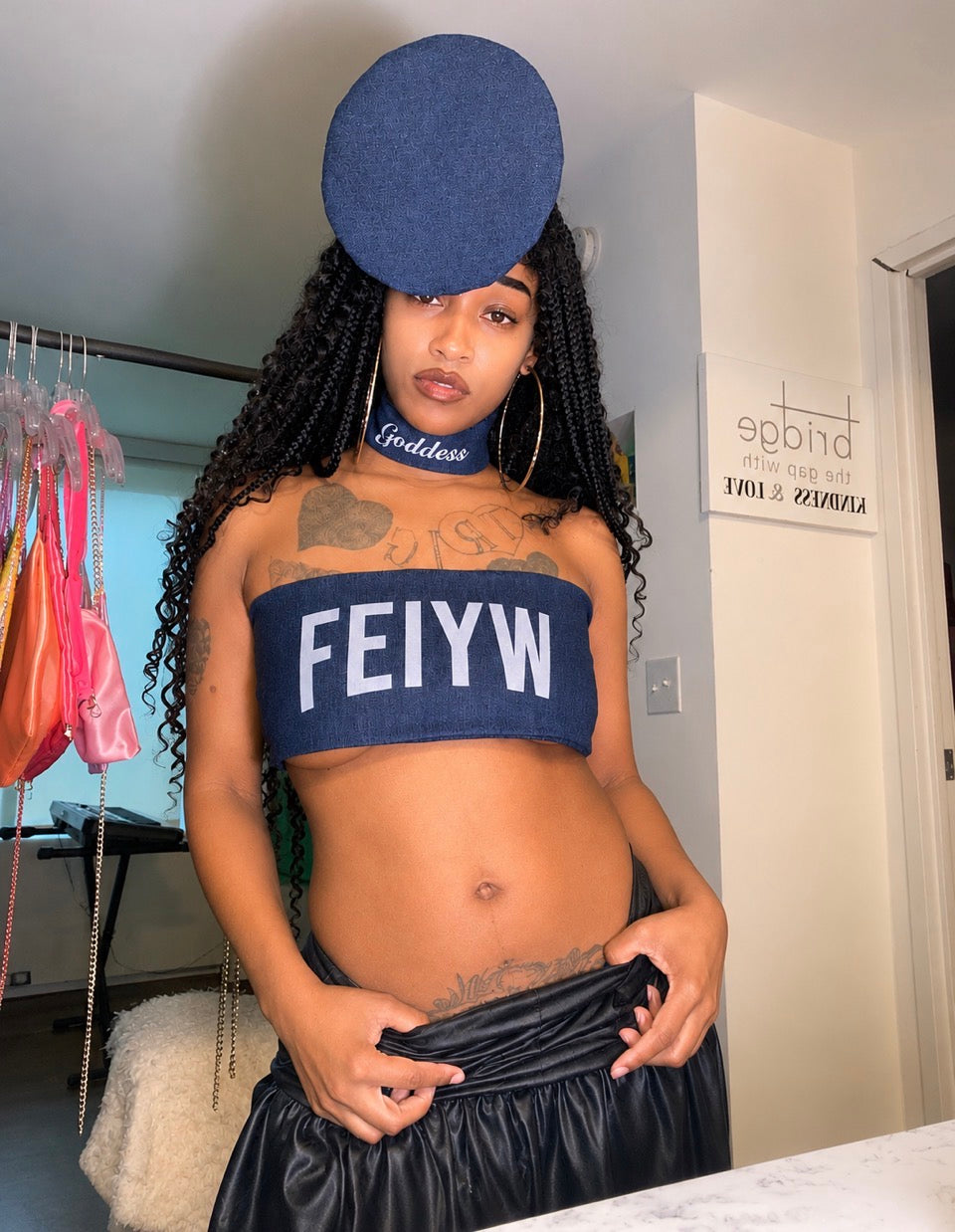 FEIYW Crop Top with Hat and Choker